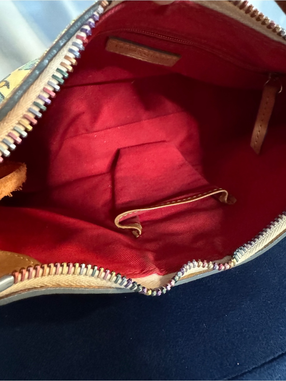 Dooney & Bourke Bumblebee Print Shoulder Bag Y2K Leather trim - Picture 7 of 15